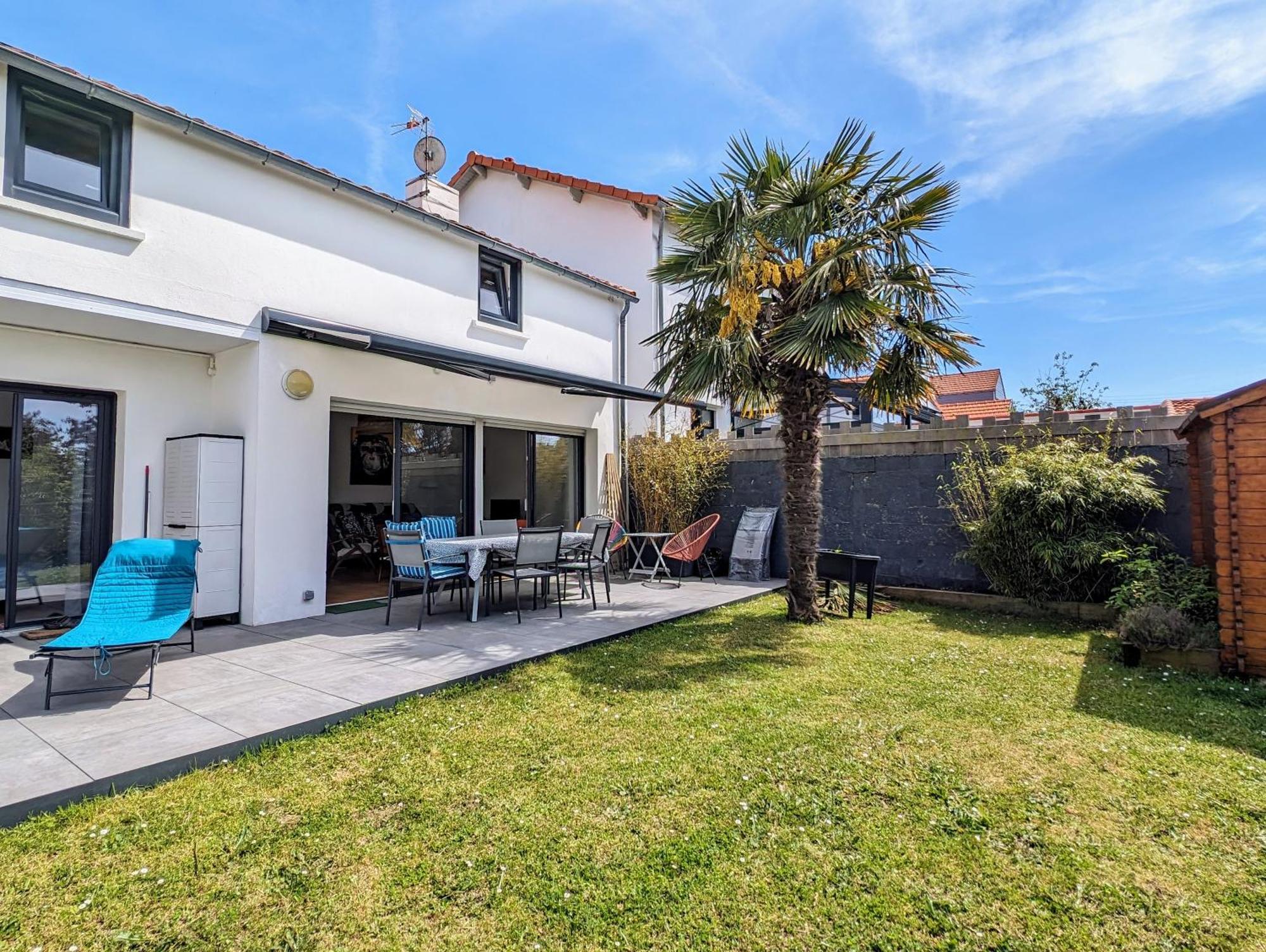 Maison Spacieuse Avec Jardin Proche Plage & Centre ポルニック エクステリア 写真